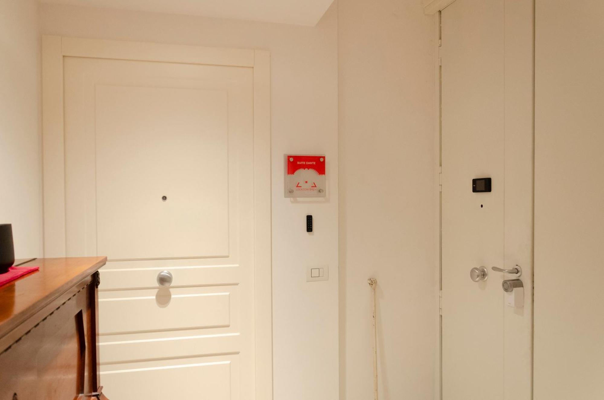 Suite Dante Napoli Dış mekan fotoğraf